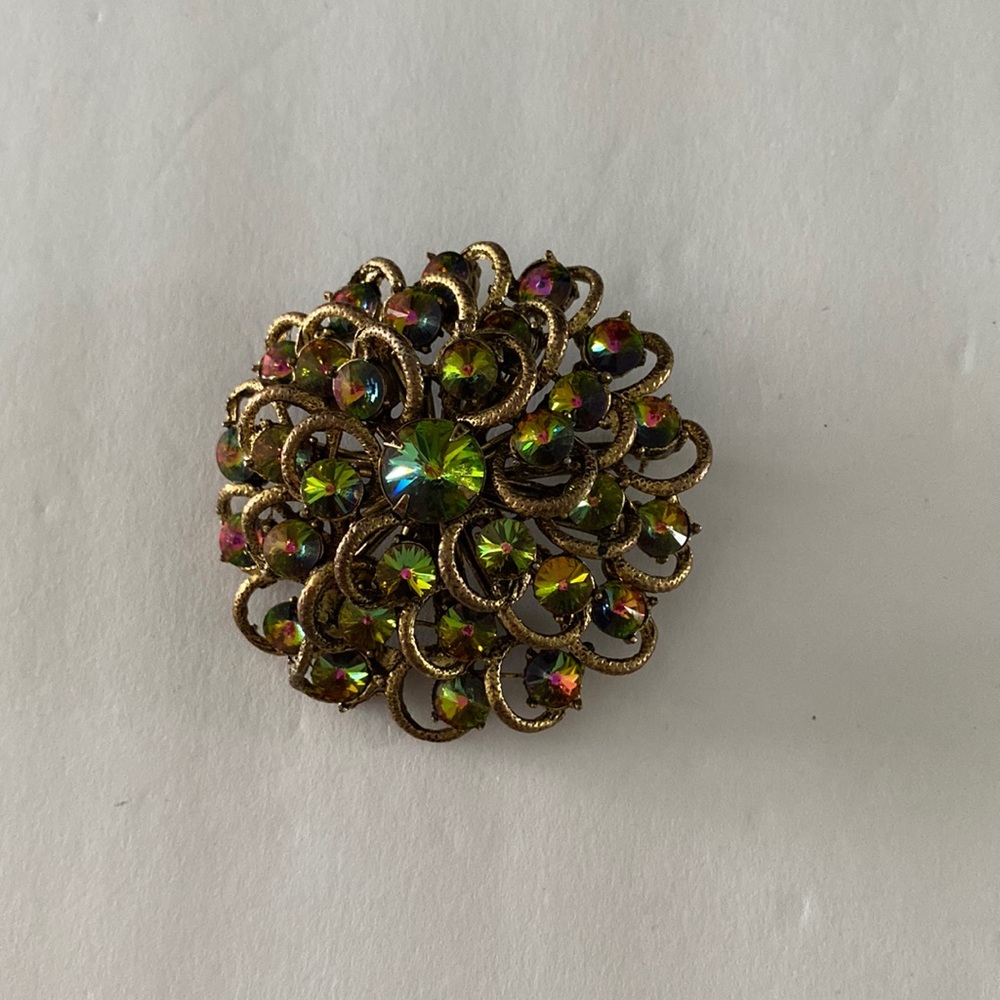 Vintage rhinestones brooch